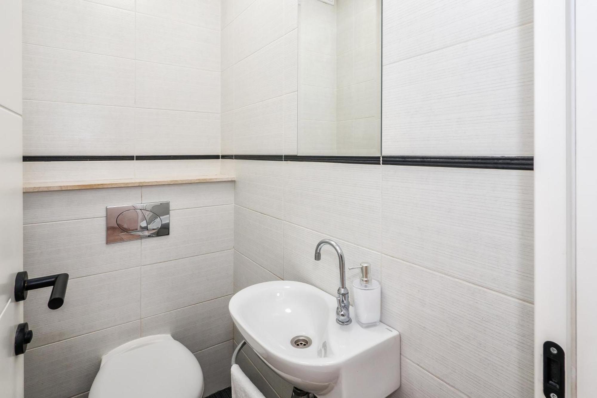 Spinut Sunset 3Bd Apartment - Sea View Balcony & Quiet Area Split Exterior foto